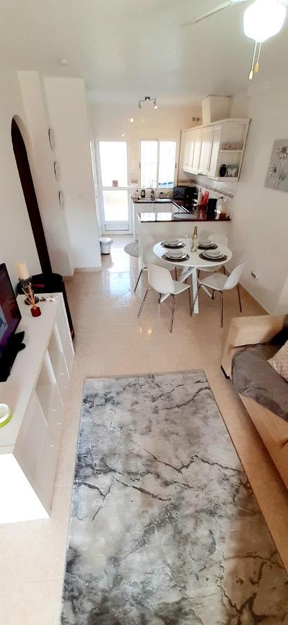 Cozy & Bright Apartment, Villamartin, Orihuela Costa Eksteriør billede