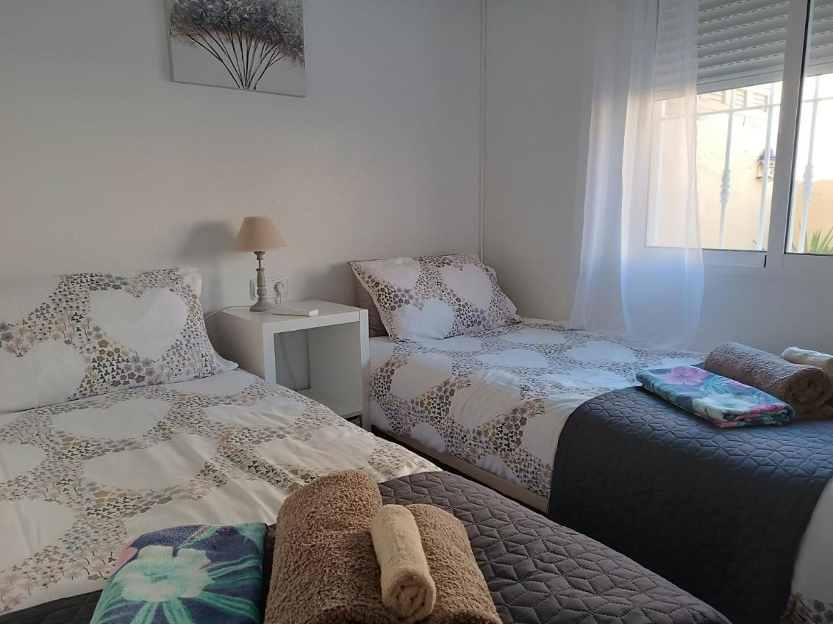 Cozy & Bright Apartment, Villamartin, Orihuela Costa Eksteriør billede